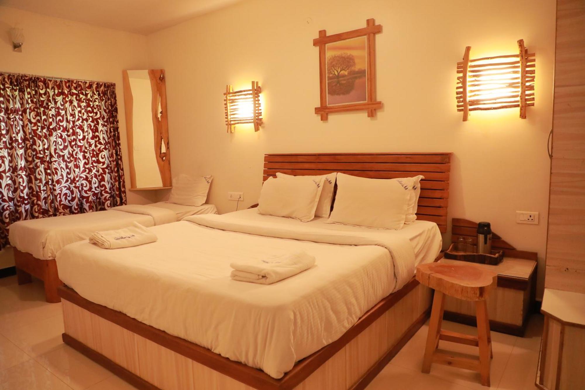 होटल The Woodlands Residency- Unmarried And Stag Groups Not Allowed